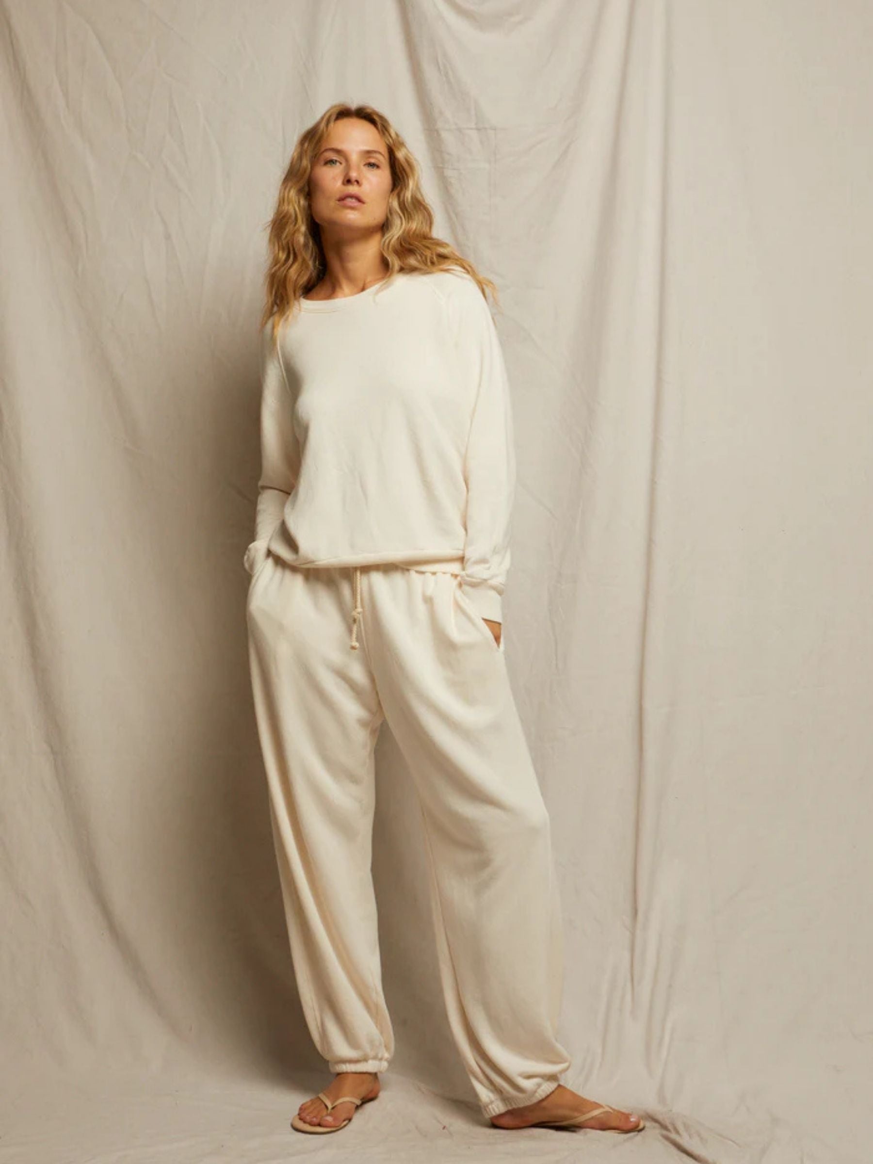 perfect-white-tee-drift-beach-terry-pants-bright-ivory