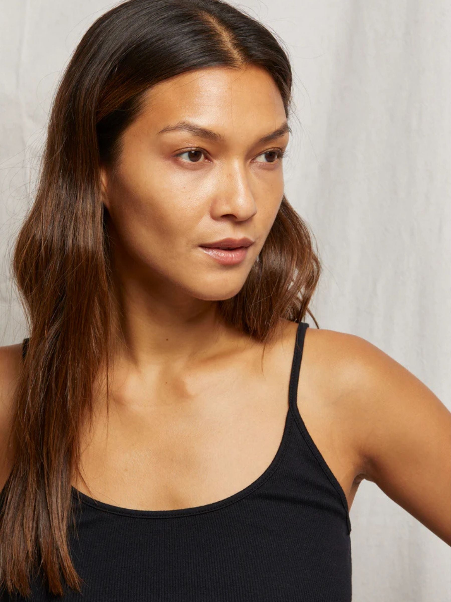 perfect-white-tee-tiff-rib-spaghetti-strap-tank-true-black