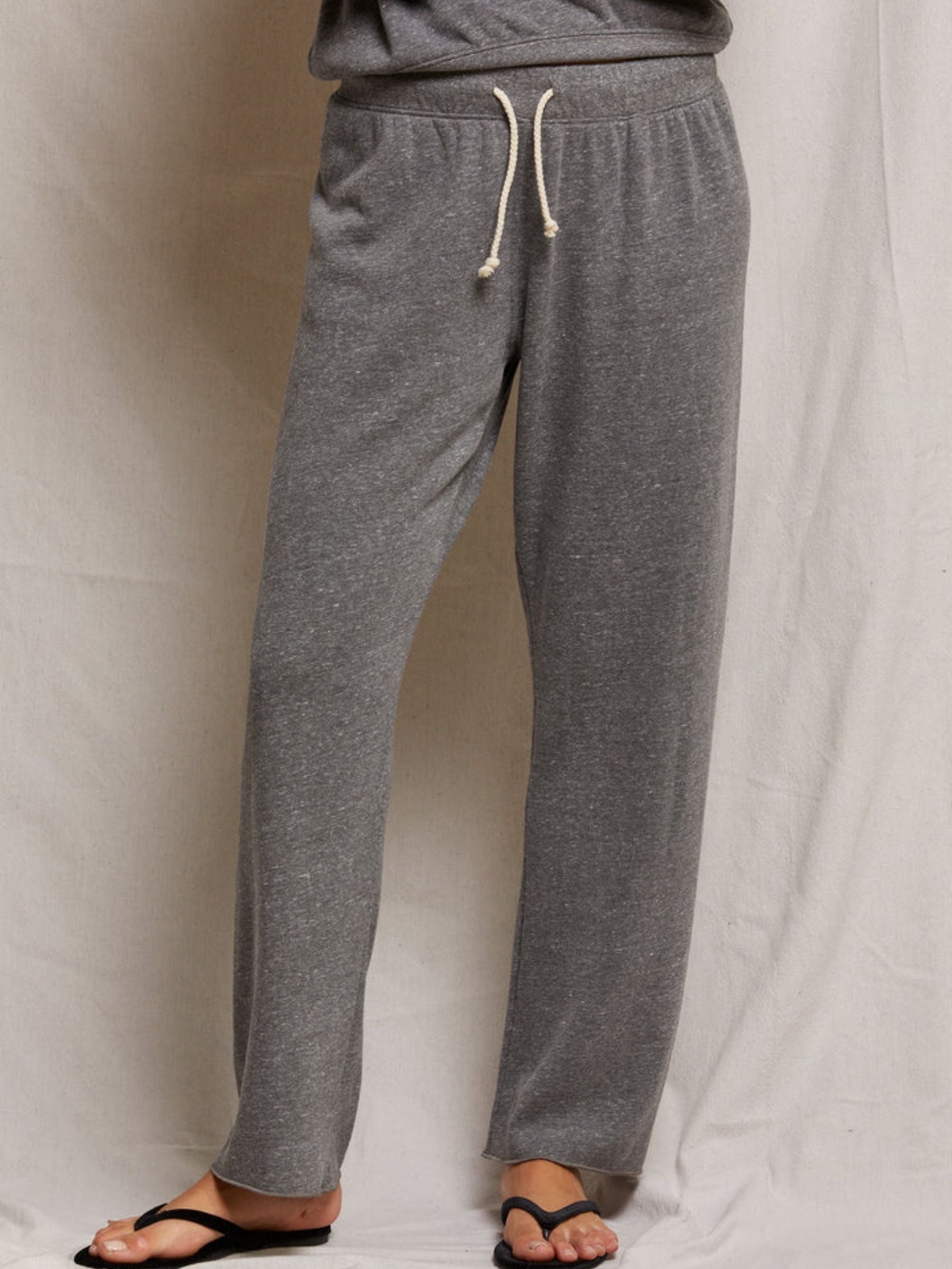 perfect-white-tee-collins-fleece-sweatpant-dark-heather-Grey