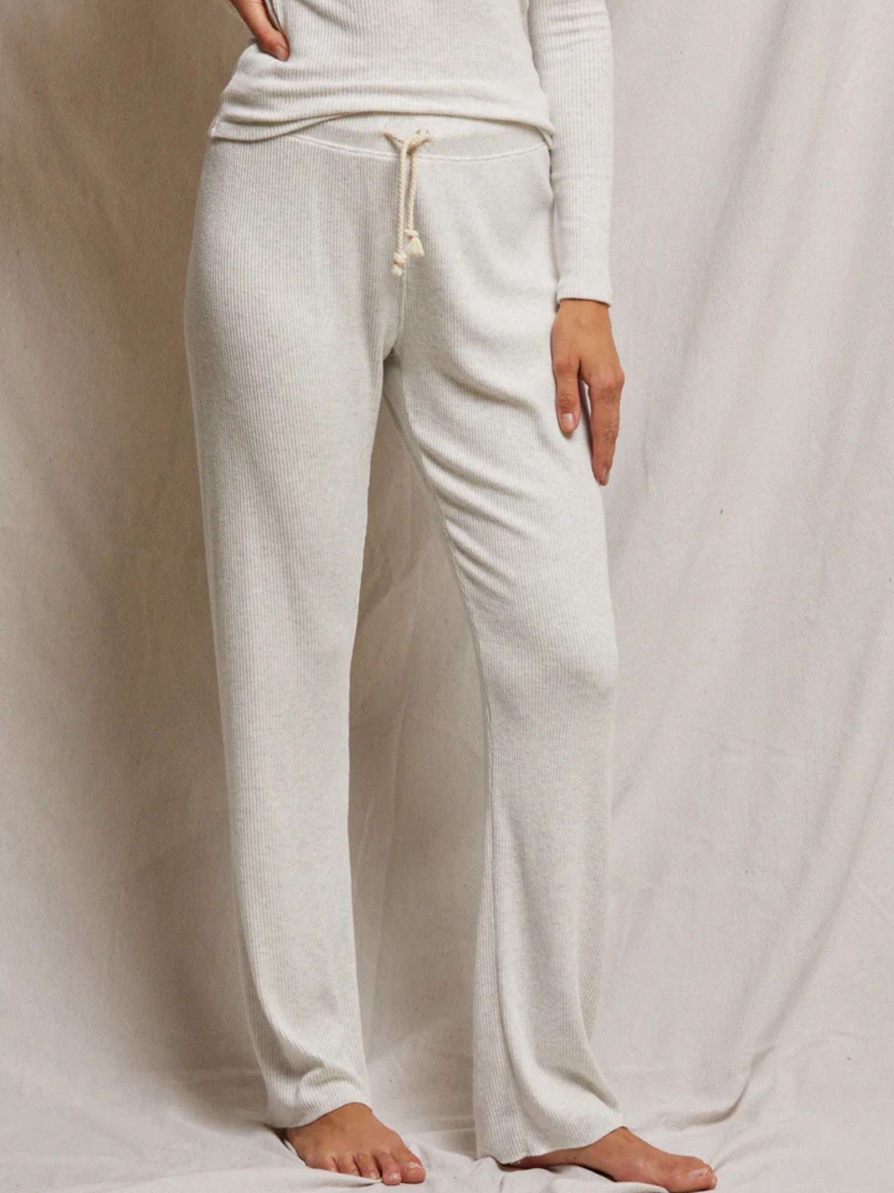 leann-ribbed-straight-leg-pant-heather-ash