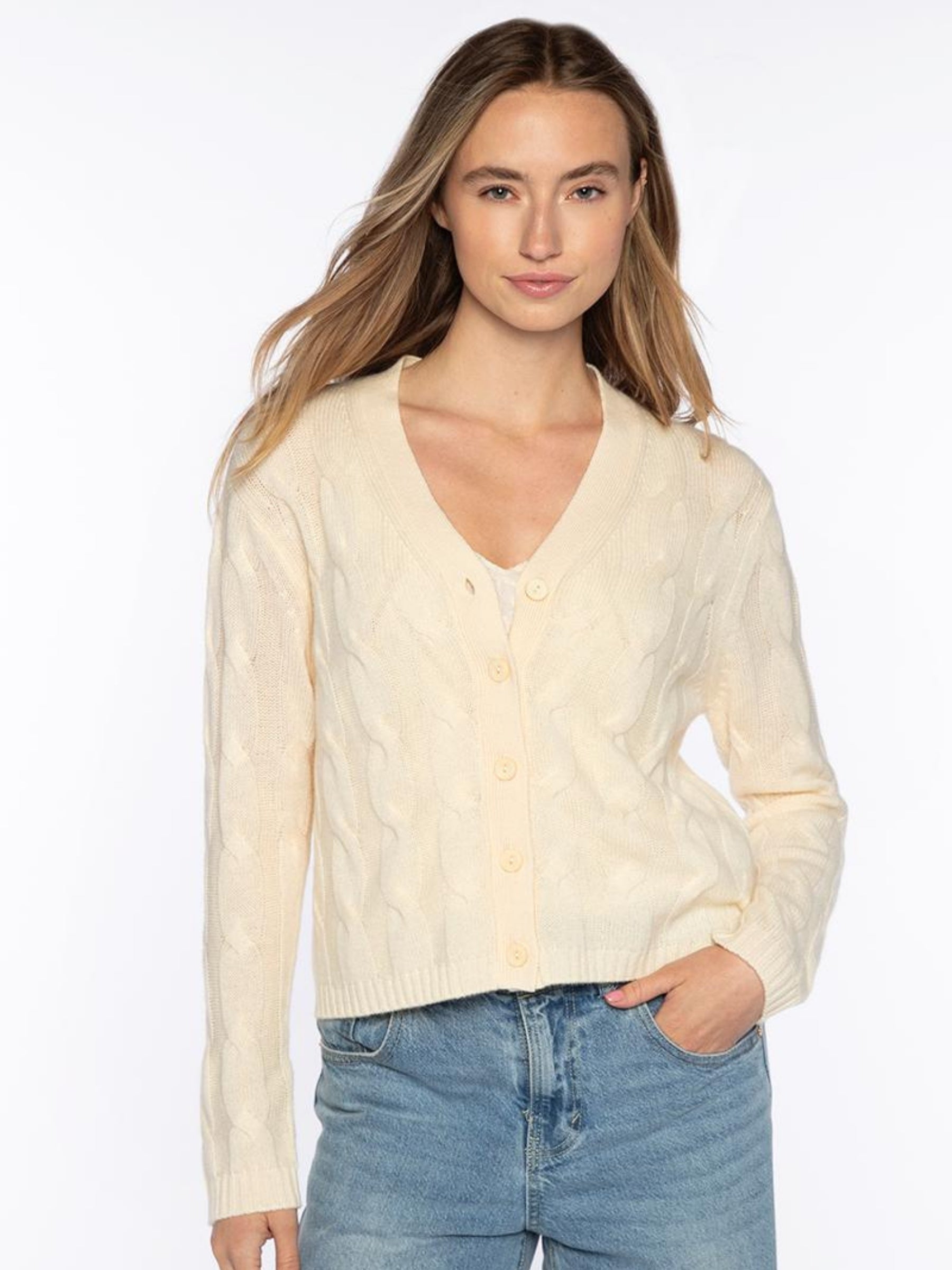 Cable Vee Cardigan - Vanilla