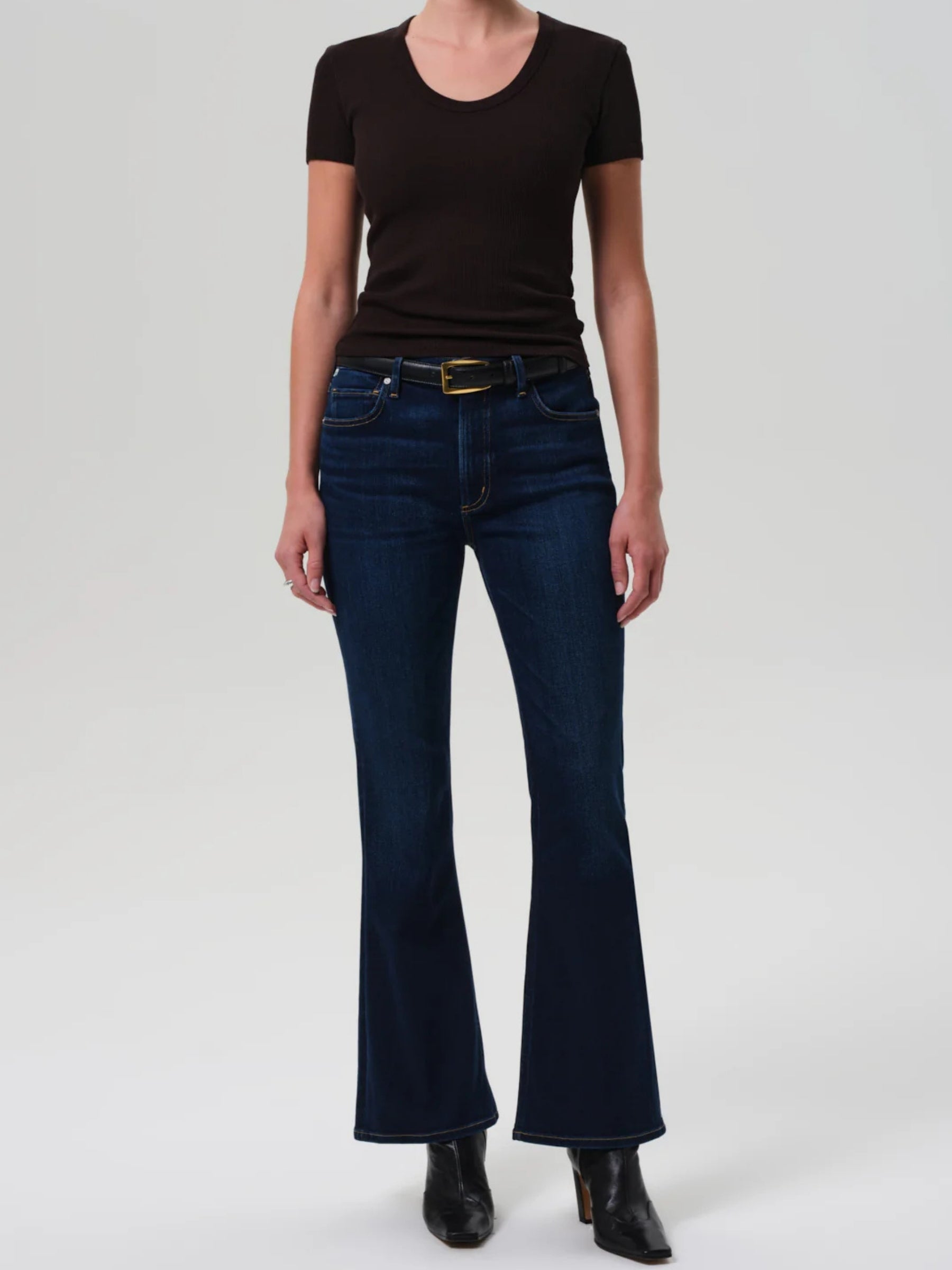 Maude U Neck Tee - Chocolate