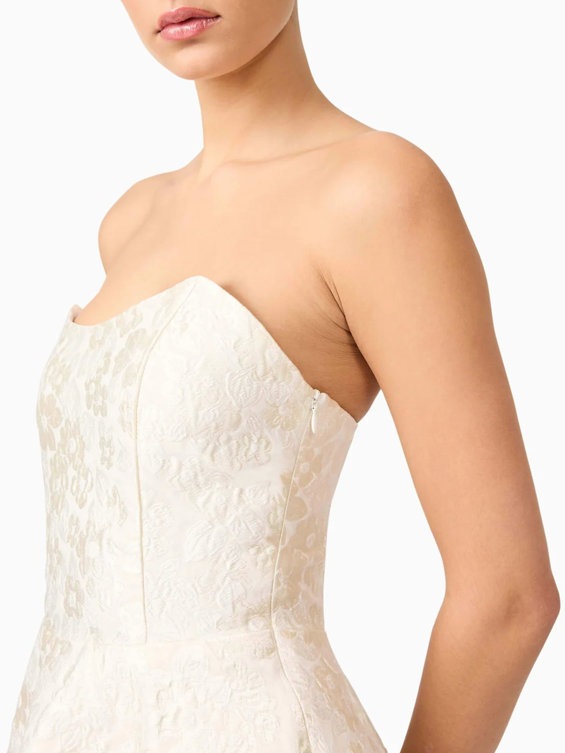elliatt-galadirel-strapless-mini-dress-ivory