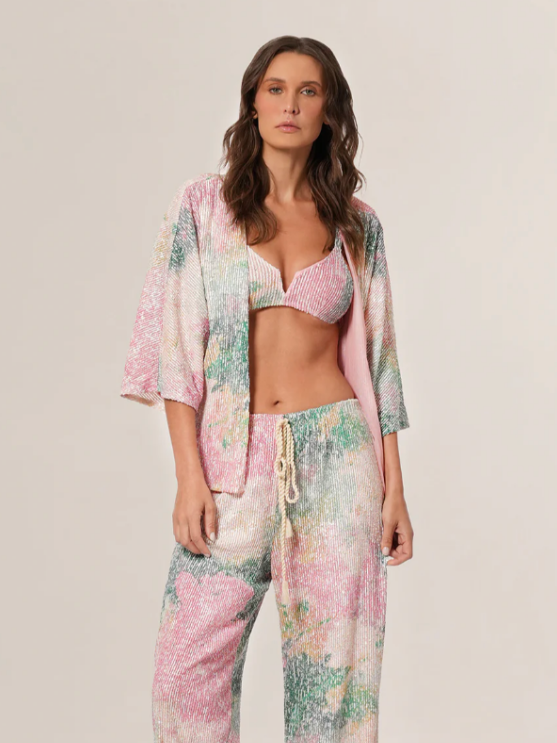 Lena Kimono - Art Attack