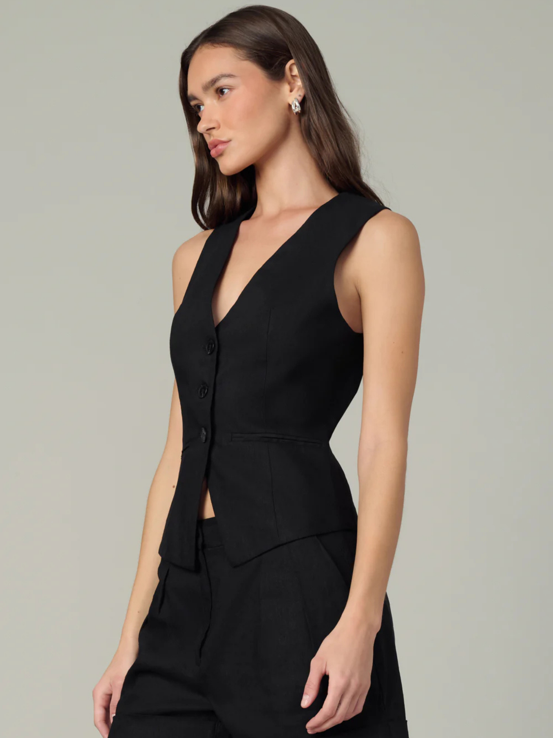 The Maeve Vest - Black