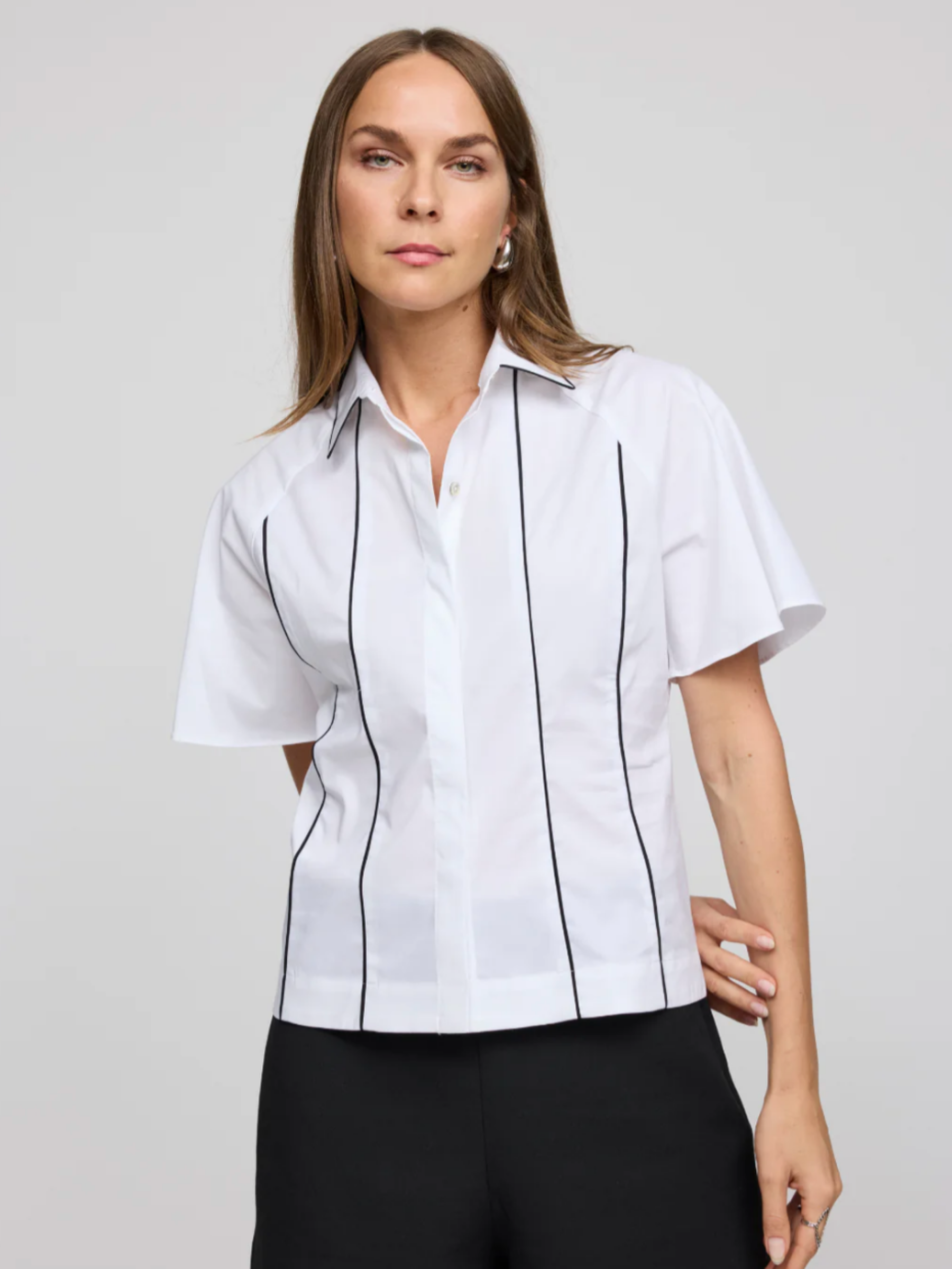 Short Sleeve Joanna - White/Black