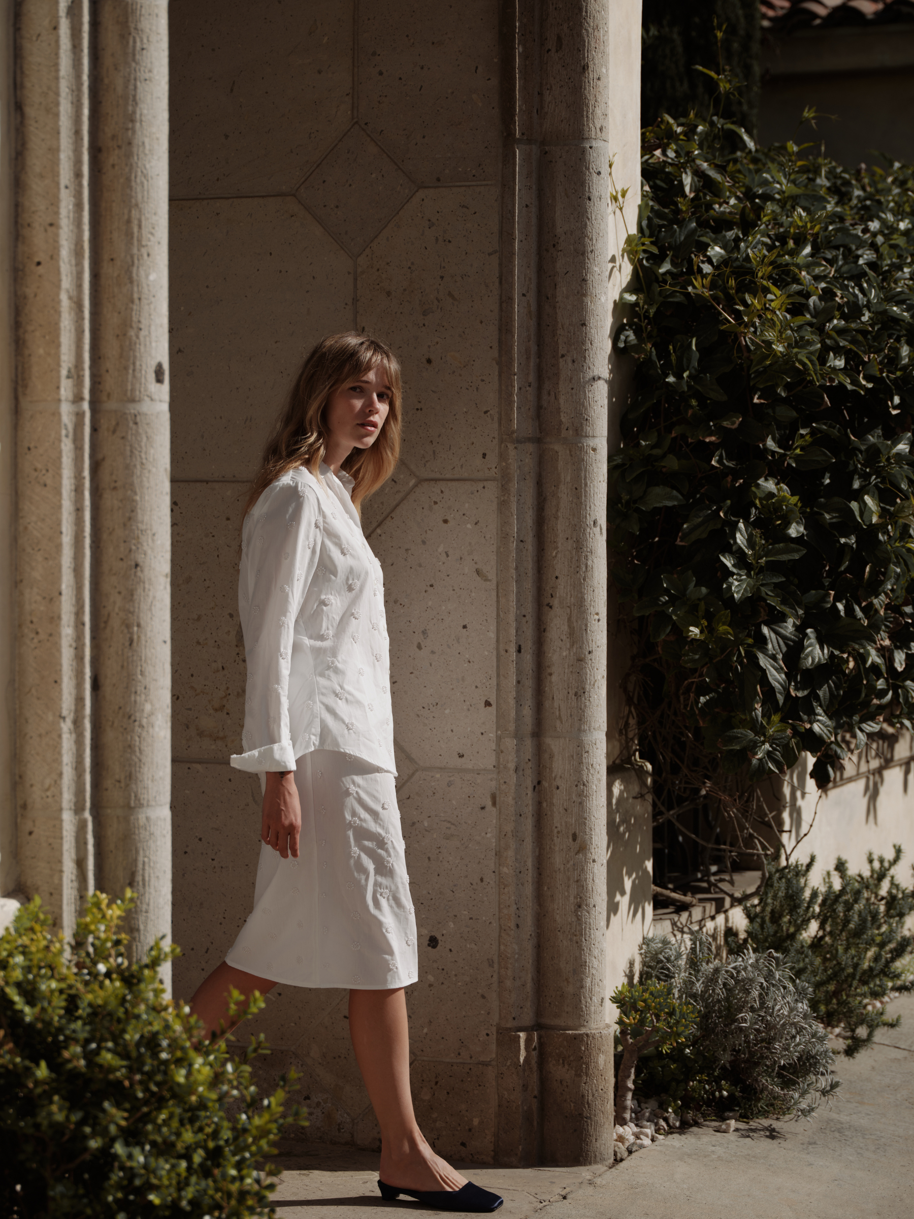 The Pencil Skirt Beaded - White/ Pearl
