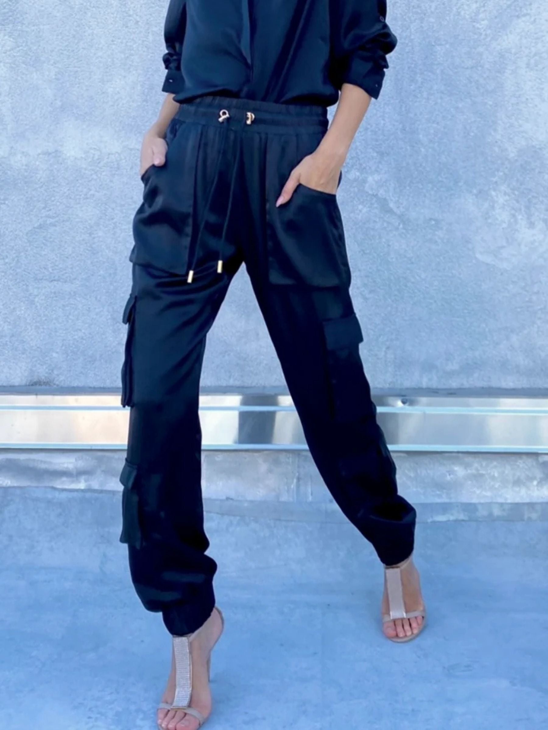 uli-herzner-soho-cargo-jogger-black