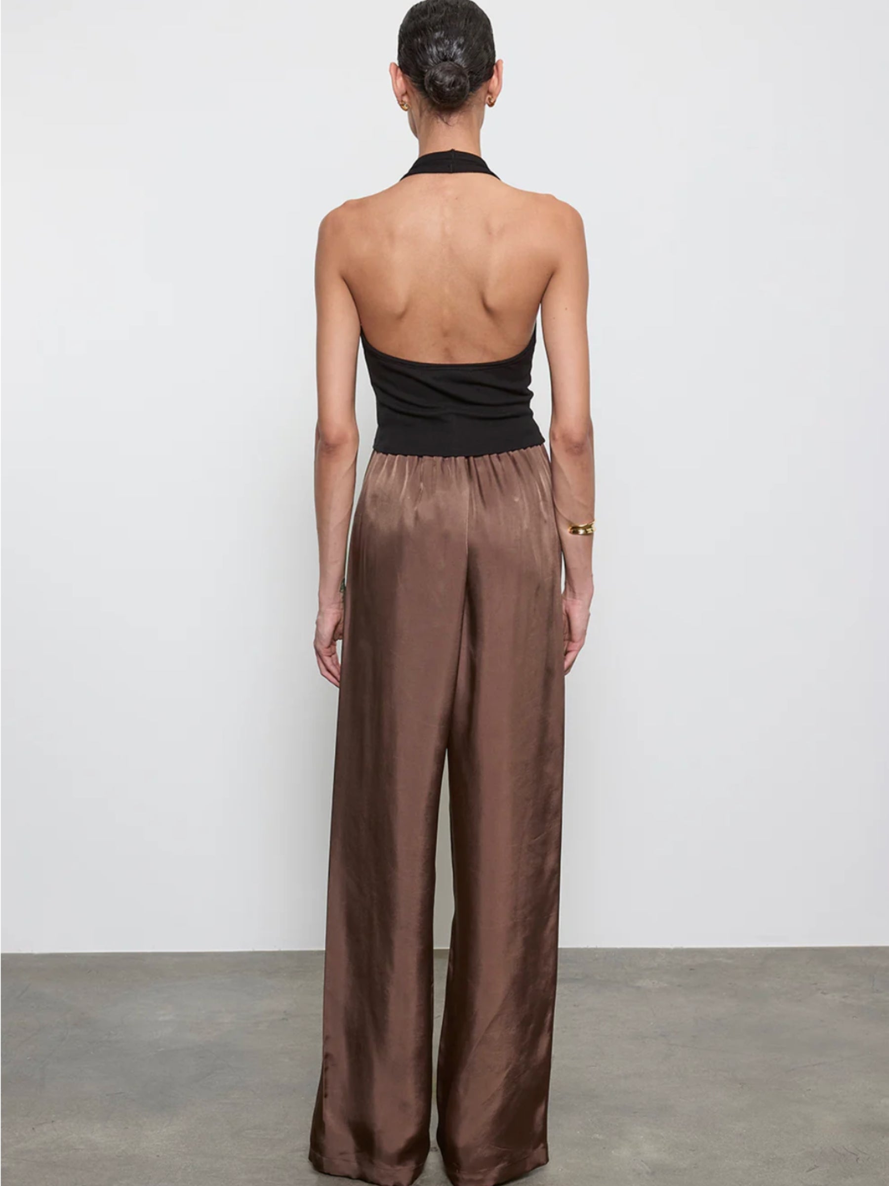Silk Rib U Halter - Black