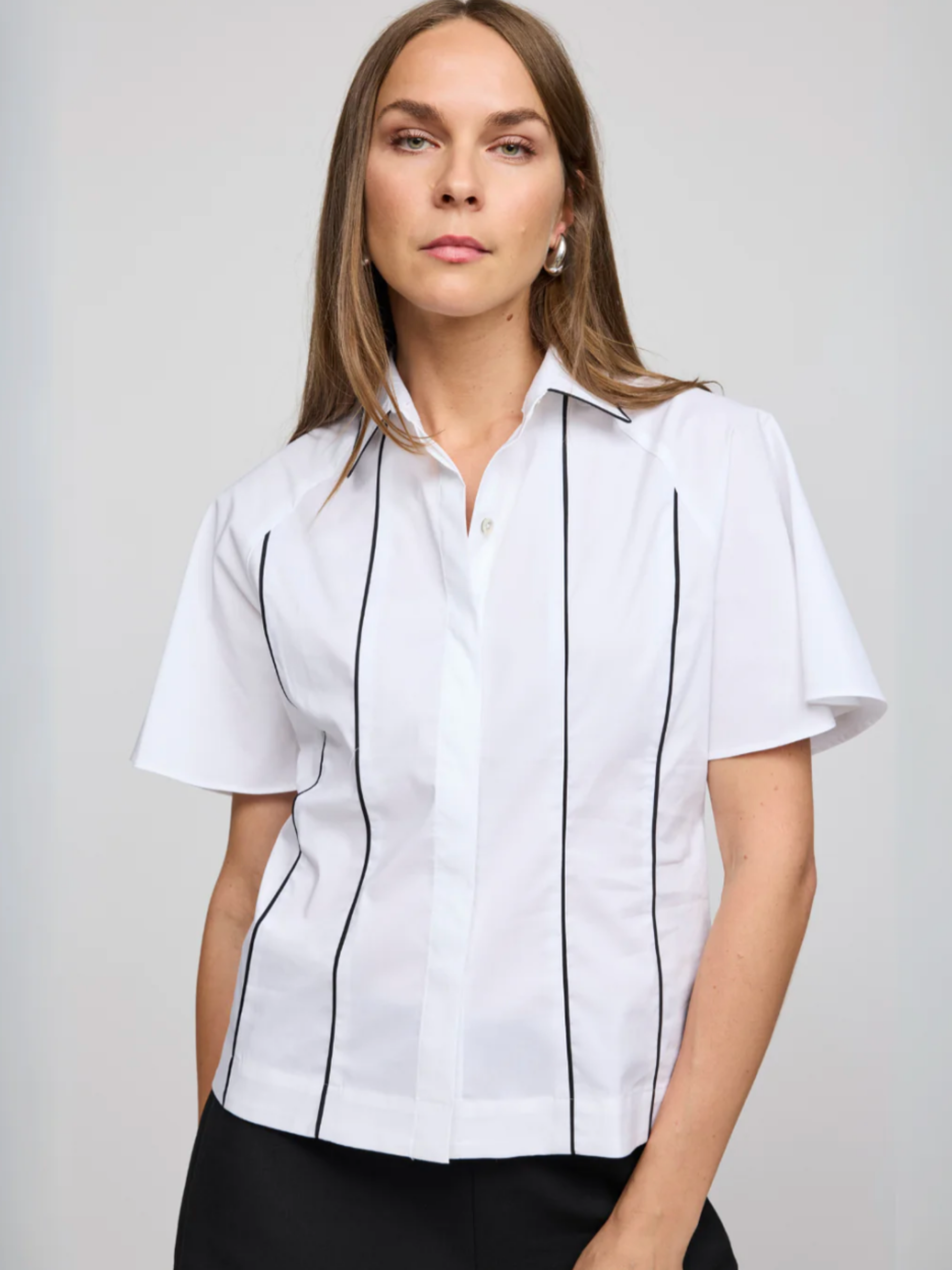 Short Sleeve Joanna - White/Black
