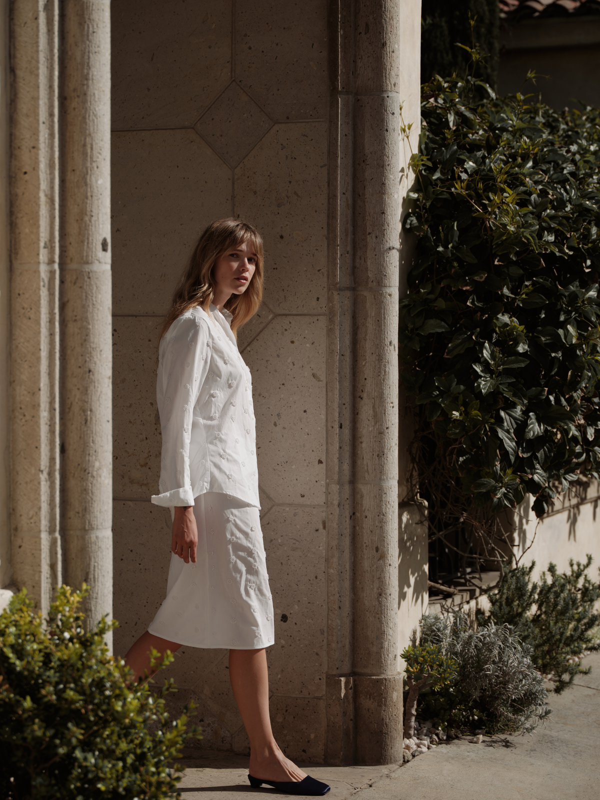 The Pencil Skirt Beaded - White/Pearl by Cissa — view 1