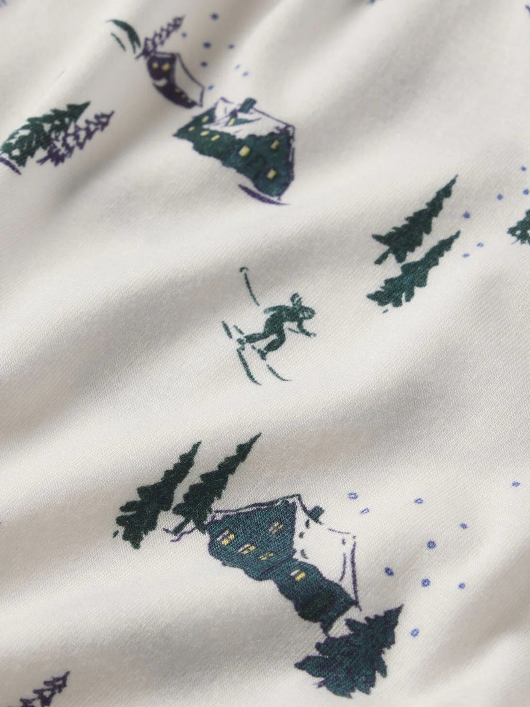 Gisele Printed Long Sleeve PJs - Ski Chalet