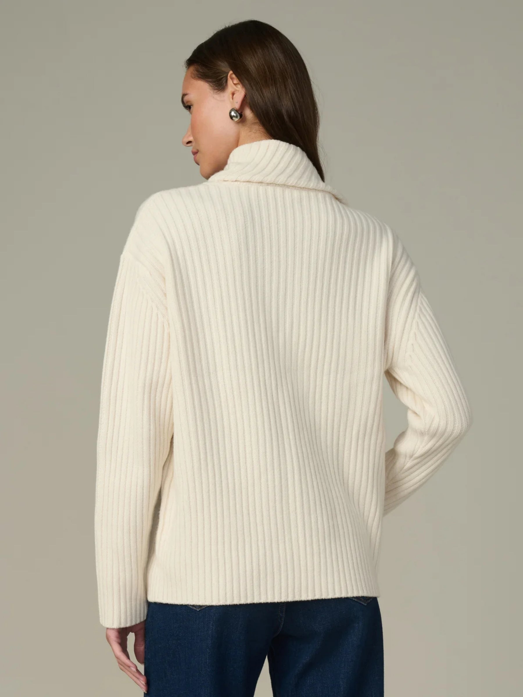 The Noa Scarf Sweater - Ecru