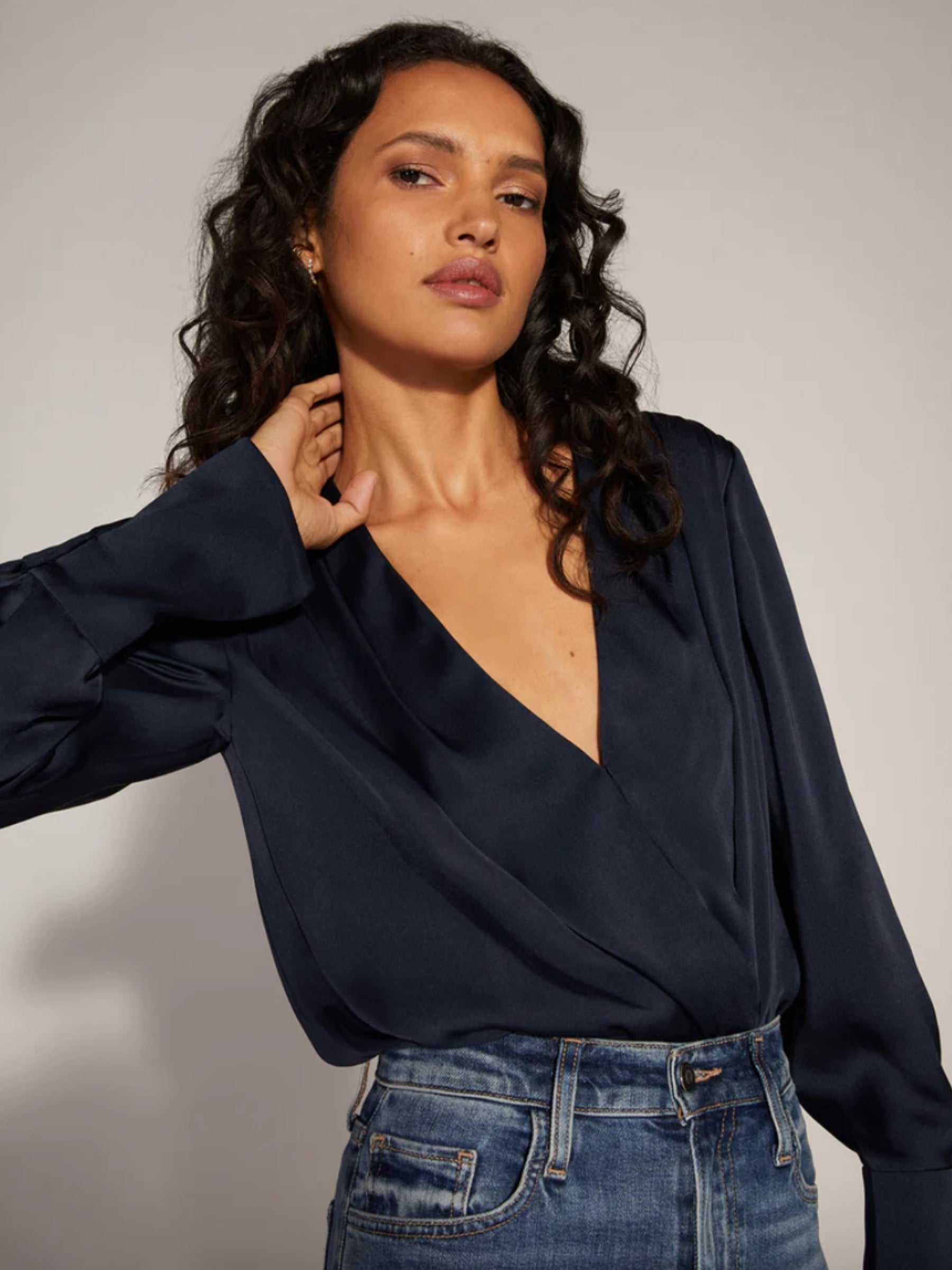 The Date Blouse - Navy