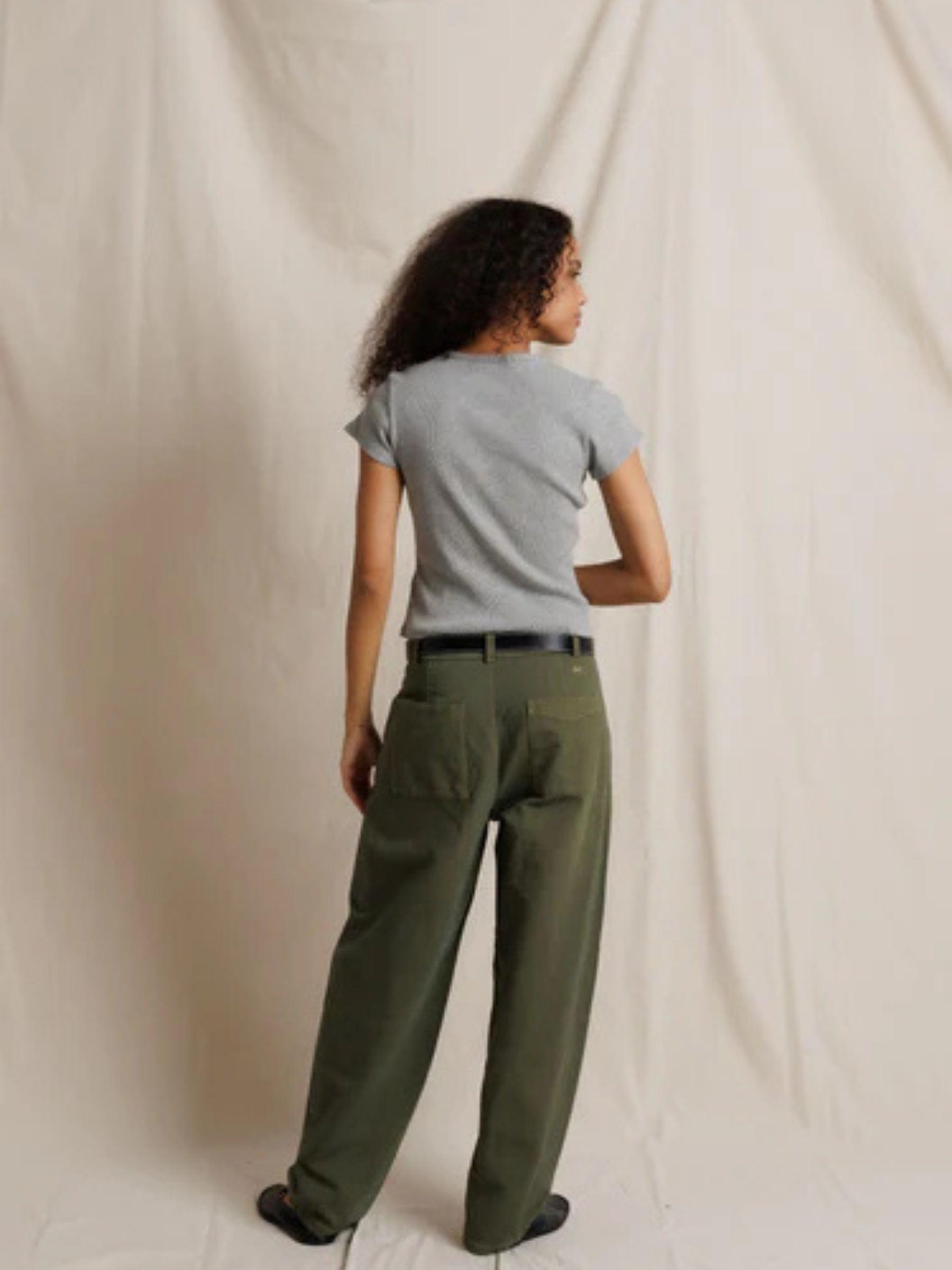 Perfect White Tee Macy Baby Tee in Heather Grey on model, back view